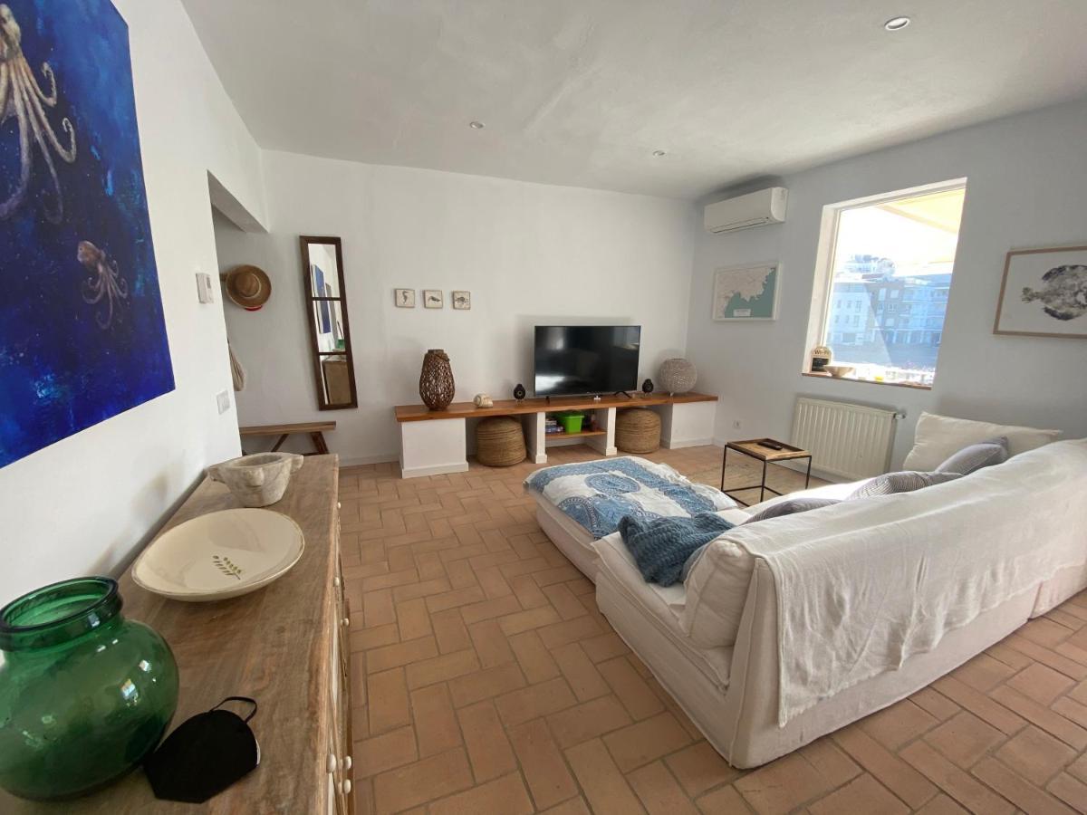 Can Nicasi L' Escala Luaran gambar